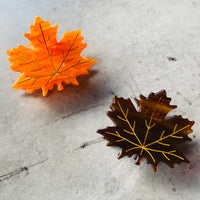 Maple leaf hair claw