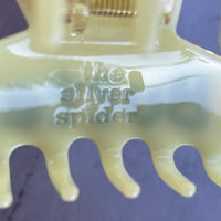 Butter hair claw