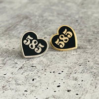585 Enamel Heart Pin